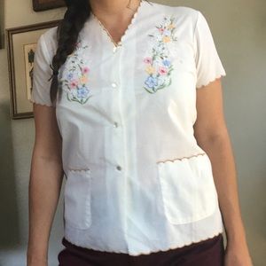 Cute vintage 1970’s Chinese embroidered blouse
